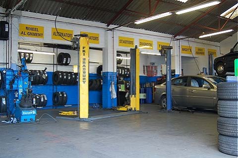 Mini Glasgow Vehicle Servicing Garage